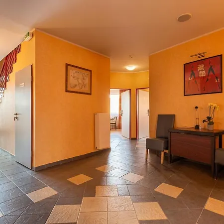 Corner 3* Залаэгерсег