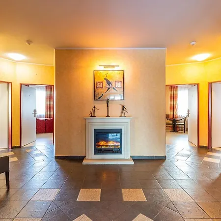 Motel Corner 3*